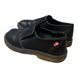 Duckfeet Falster black leather slip on shoe crafted eco-conscious Terracare 44